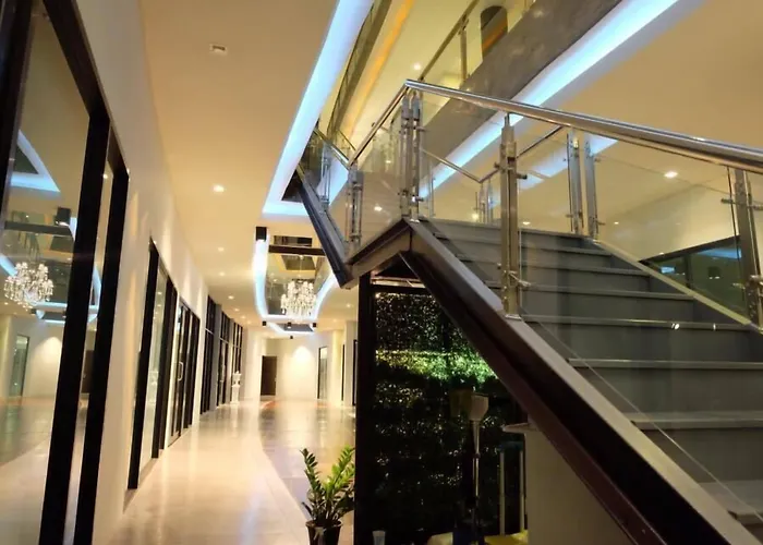 Hotel Chuan Chom The High Resort Saraburi