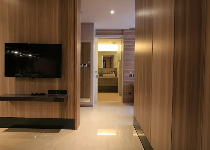 Darlon Hotel