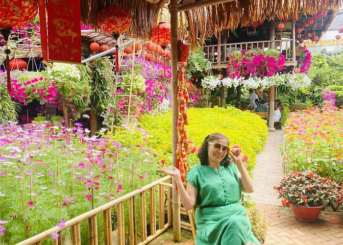 Khamy Riverside Villa