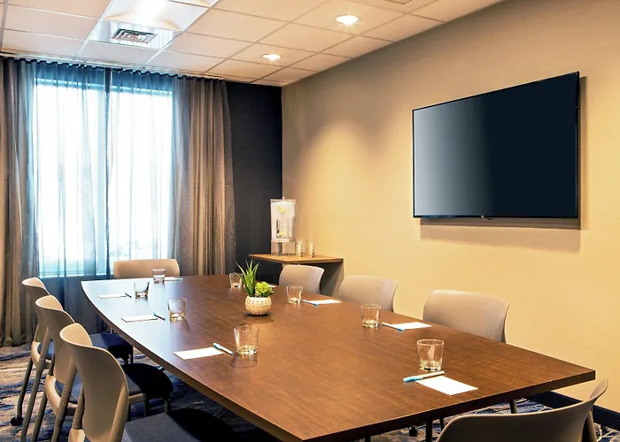 Fairfield Inn & Suites By Marriott Boston Walpole