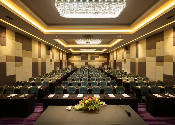The Rich Hotel