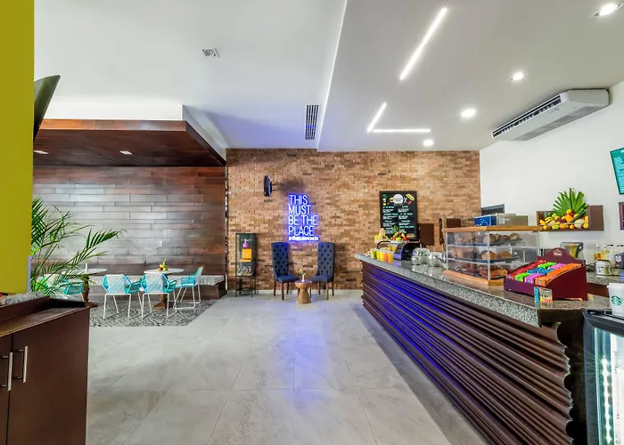 Krystal Urban Cancun & Beach Club