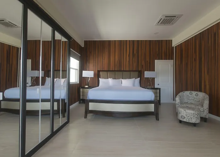 King'S Hotel & Residences
