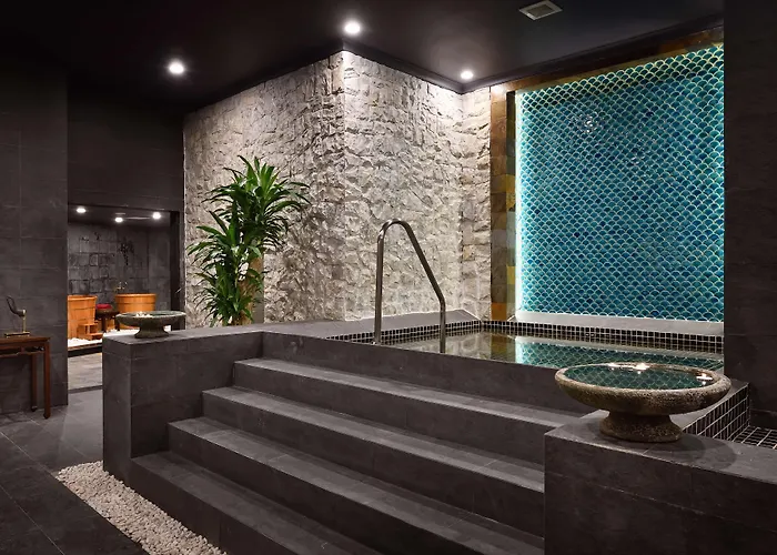 Silk Path Grand Sapa Resort & Spa