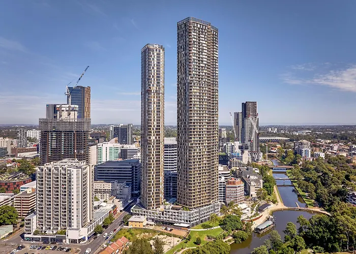 Meriton Suites George Street, Parramatta