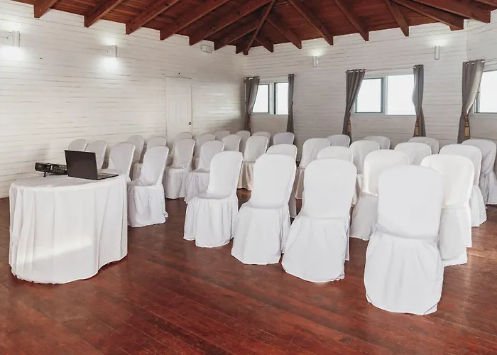 Hotel Cayman Suites