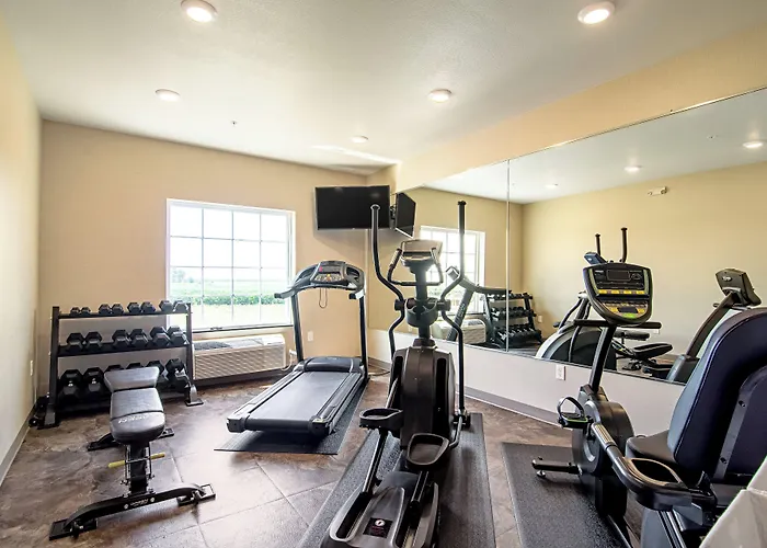 Cobblestone Hotel & Suites - Paxton