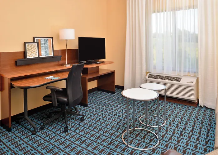 Fairfield Inn & Suites By Marriott St. Joseph
