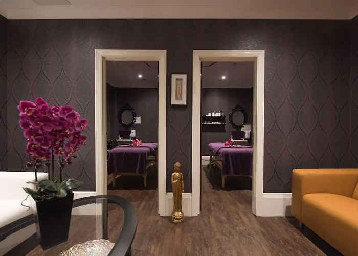 The Lansbury Heritage Hotel & Spa By Sunday Canary Wharf, London