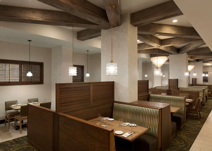 Embassy Suites By Hilton Oahu Kapolei - Free Breakfast