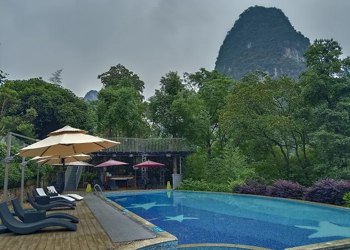 Yangshuo Li River Resort