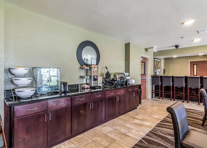 Cobblestone Inn & Suites - Barron