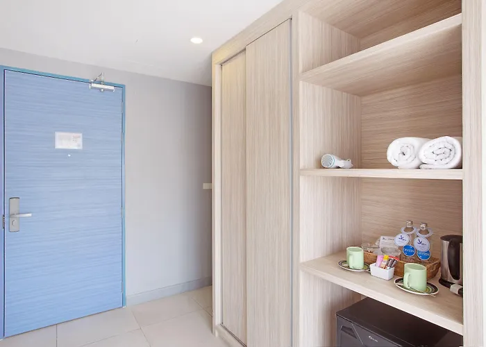 Xen Hotel Nakhon Pathom - Sha Plus