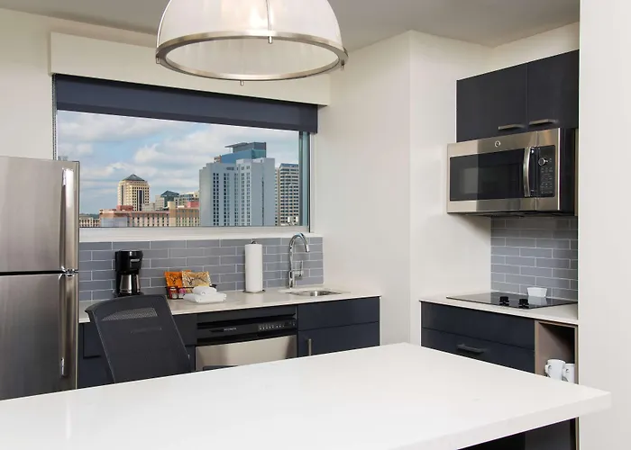 Hyatt House Austin/Downtown