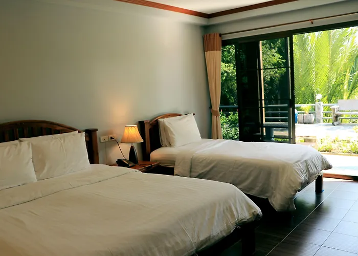 BaanRimNam Resort Trat