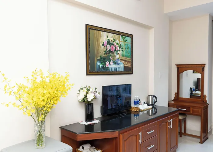 Queen Garden Hotel & Apartment