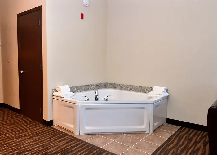 Cobblestone Inn & Suites - Manning