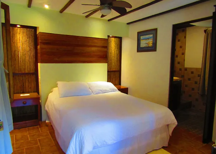 Agua Inn