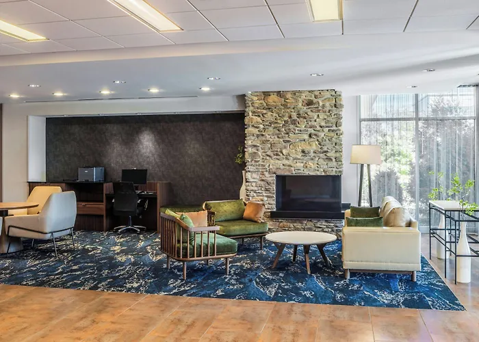 Fairfield Inn & Suites By Marriott Akron Stow