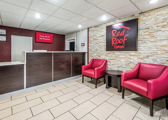 Red Roof Inn & Suites Wapakoneta