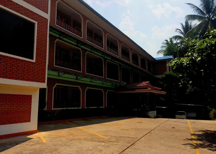 Baan Rom Mai