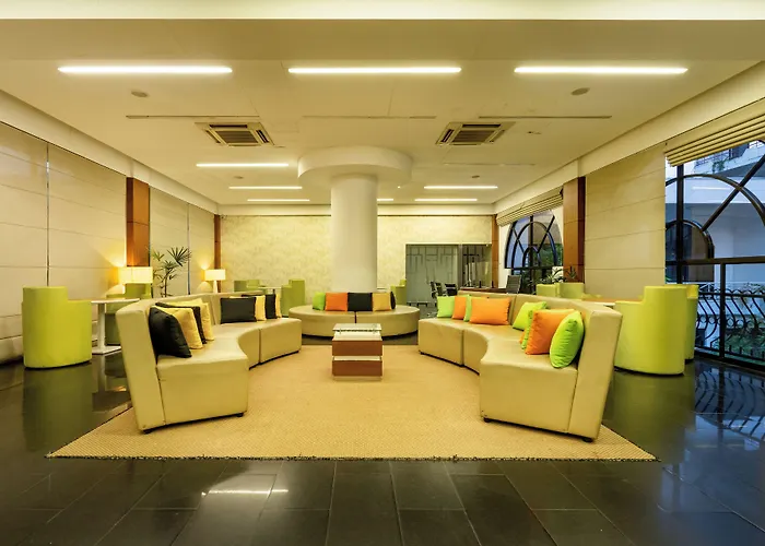 Kandyan Reach Hotel
