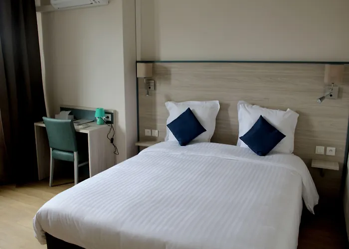 Logis Le Grand Hotel