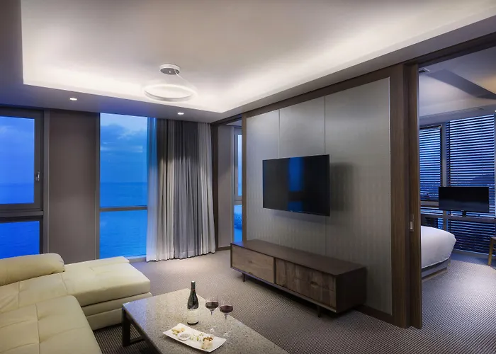 Hotel Regent Marine The Blue