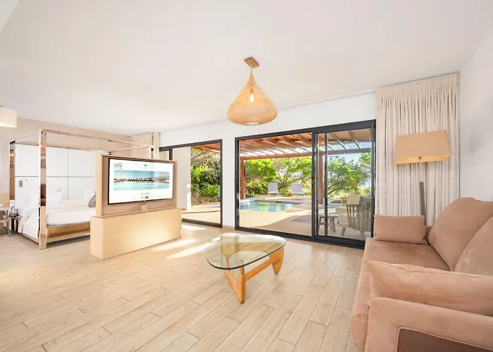 Akoya Hotel & Spa