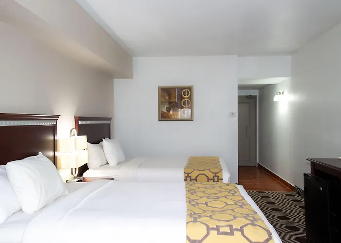 Baymont By Wyndham Delavan Near Lake Geneva