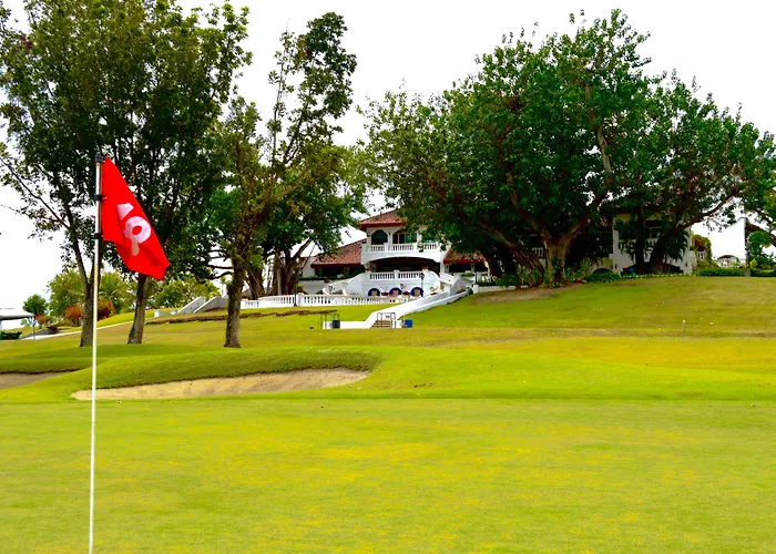 Luisita Central Park Hotel