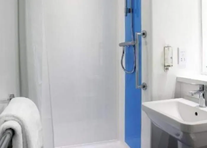 Travelodge Perth Broxden Junction
