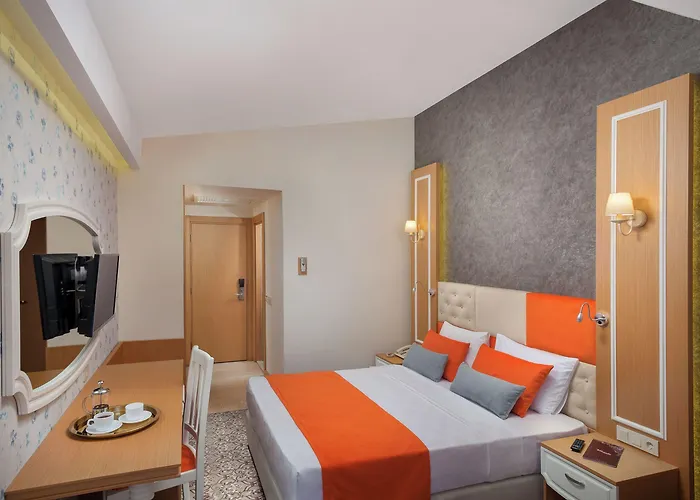Golden Orange Hotel