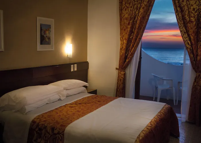 Hotel Sinuessa Terme