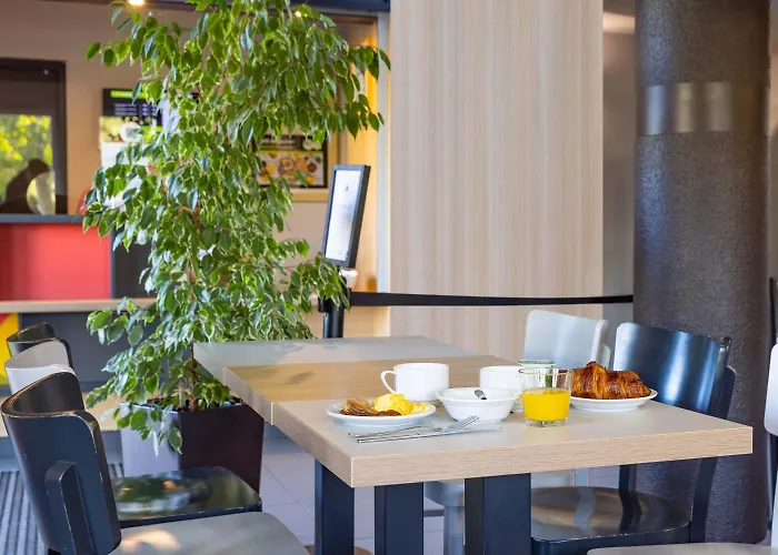 B&B HOTEL Rennes Est Cesson Sévigné