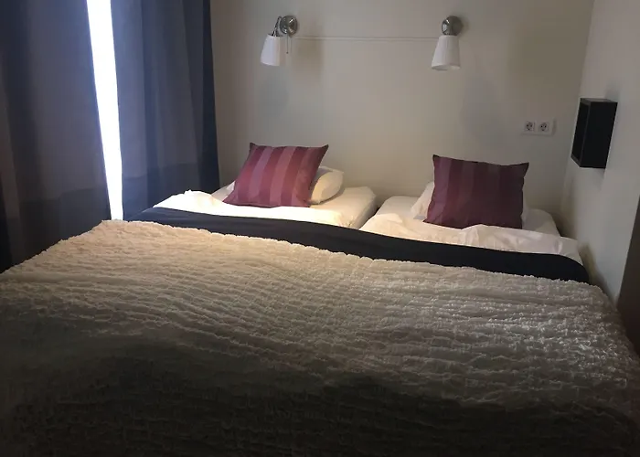 North West Restaurant & Guesthouse