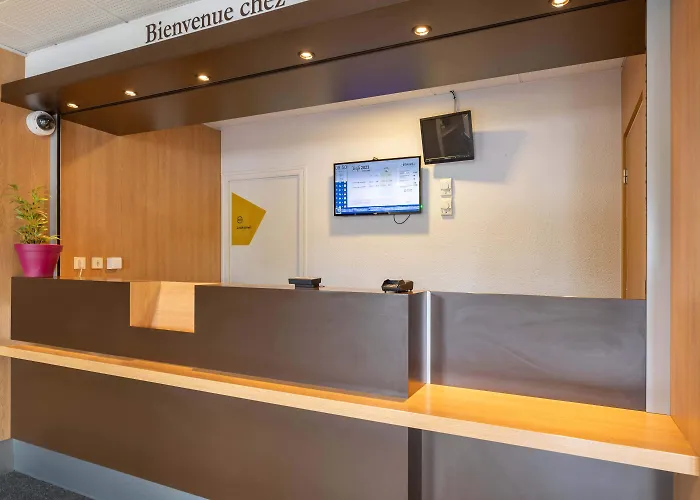 B&B HOTEL Lyon Grand Stade Meyzieu