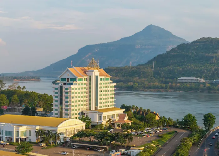 Champasak Grand Hotel