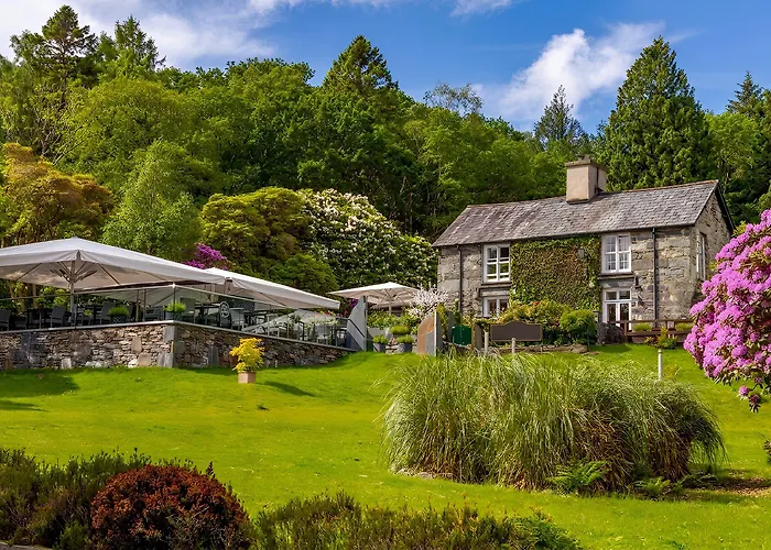 Aberdunant Hall, Snowdonia