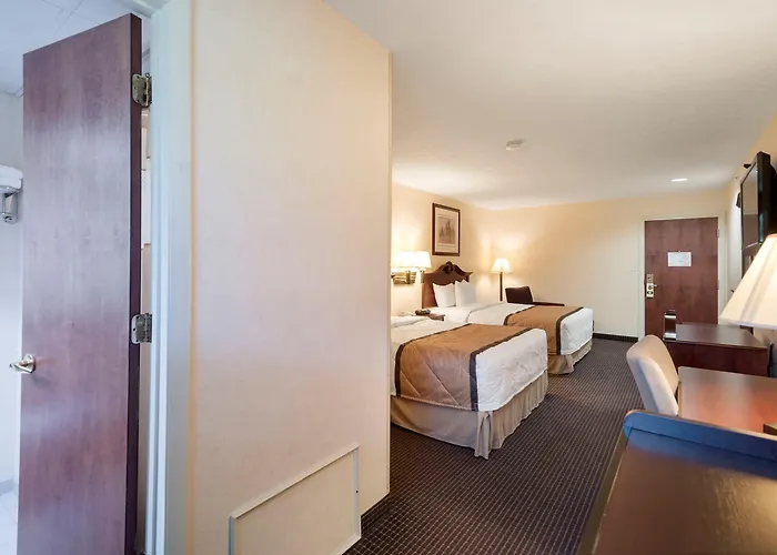 Rodeway Inn & Suites Charles Town