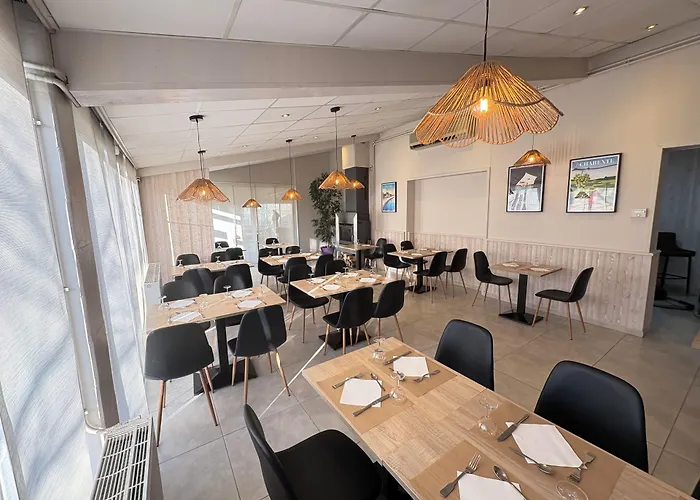 Logis Hotel L'Oliveraie