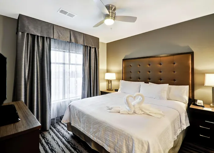 Homewood Suites By Hilton Cincinnati/West Chester