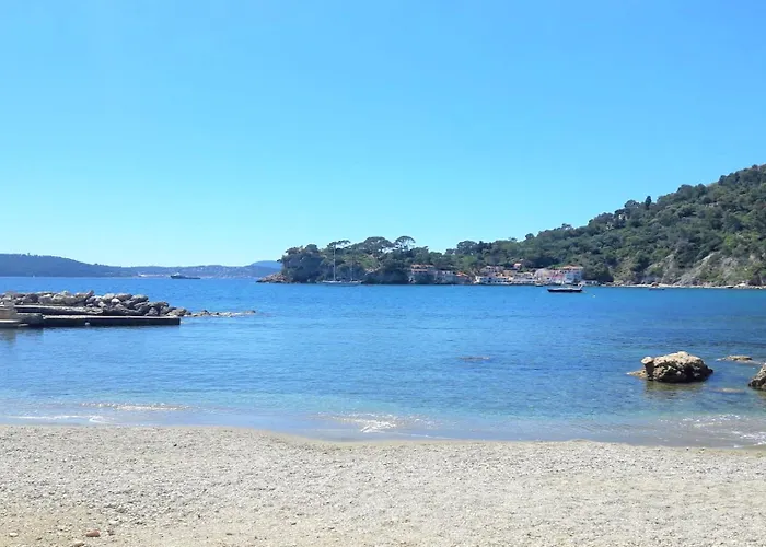 Holiday Inn Express Toulon - Est By Ihg