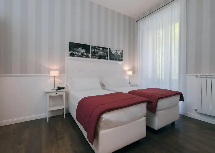 Star Vatican Rooms