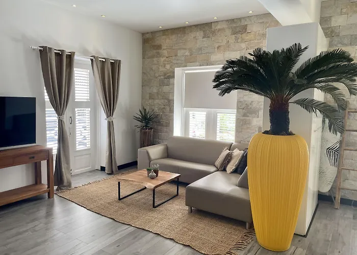 Saint Tropez Boutique Hotel