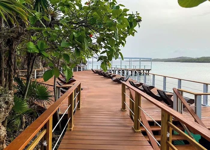 Hotel Roatán Media Luna Resort, Affiliated by Meliá