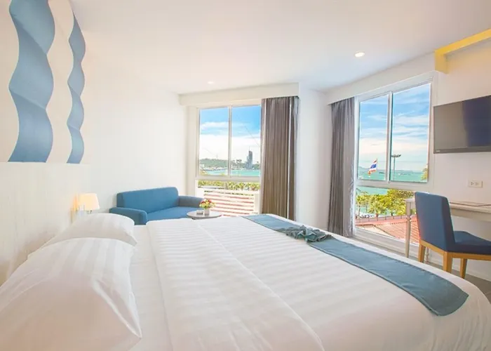 Flipper Lodge Hotel - Sha Extra Plus