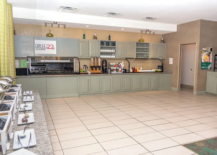 Holiday Inn Guin By Ihg