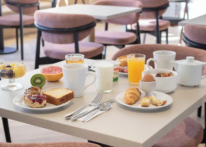 Brit Hotel Cahors - Le France