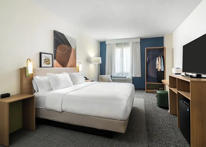 Spark By Hilton Victoria